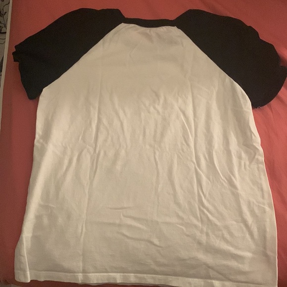 Zara Short-sleeve Tee - Picture 4 of 4